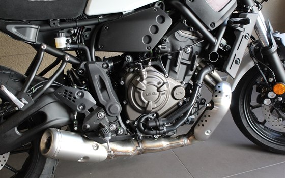 Gebrauchtmotorrad Yamaha XSR700 - Bild 9