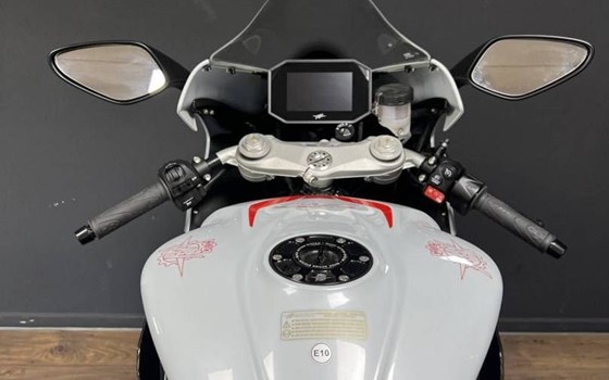 Gebrauchtmotorrad MV Agusta F3 800 R - Bild 8