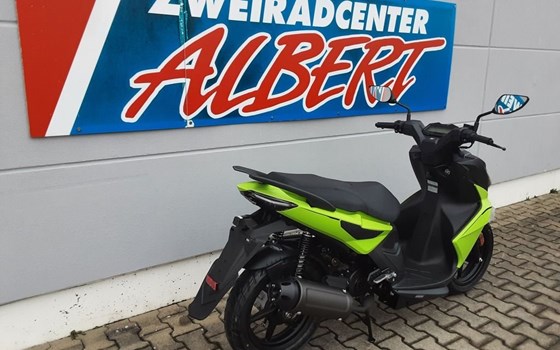 Neufahrzeug Kymco Super 8 R 50i - Bild 5