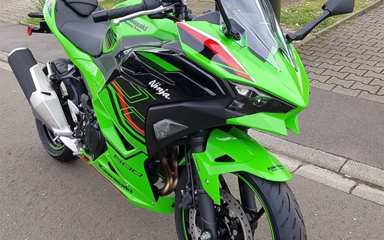 Neufahrzeug Kawasaki Ninja 500 SE - Bild 2