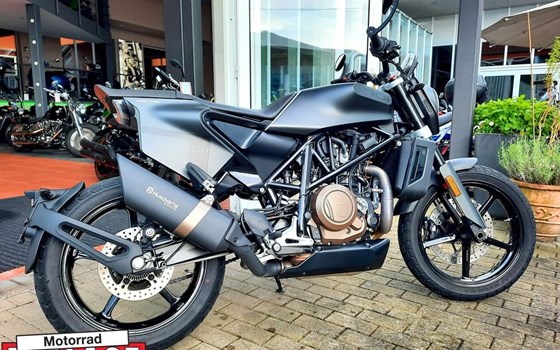 Gebrauchtmotorrad Husqvarna Svartpilen 701 - Bild 2