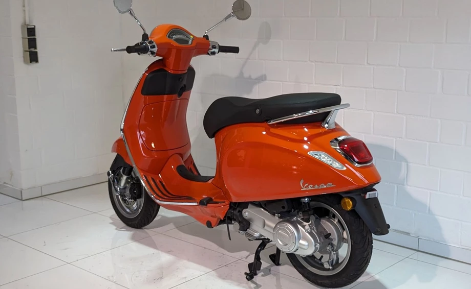 Angebot Vespa Primavera 50 2T Bild 4: Angebot Vespa Primavera 50 2T