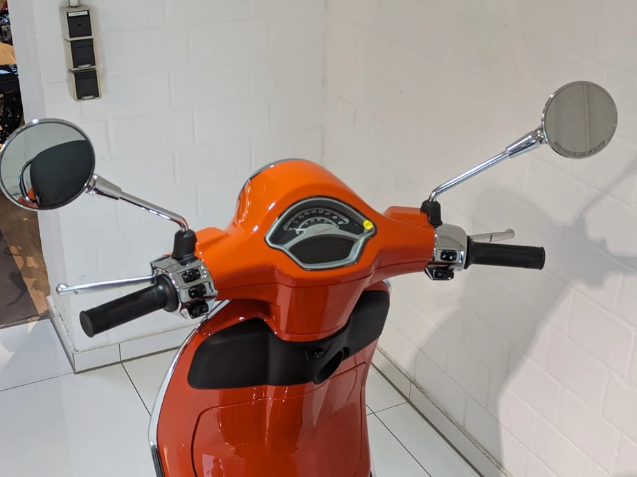 Angebot Vespa Primavera 50 2T Bild 6: Angebot Vespa Primavera 50 2T