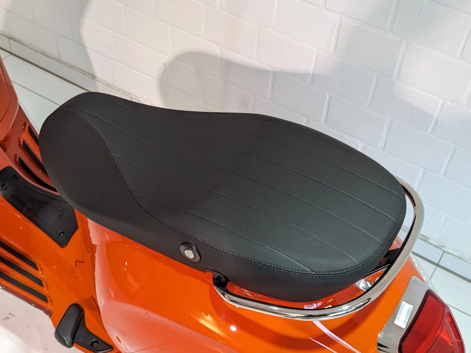 Angebot Vespa Primavera 50 2T Bild 7: Angebot Vespa Primavera 50 2T