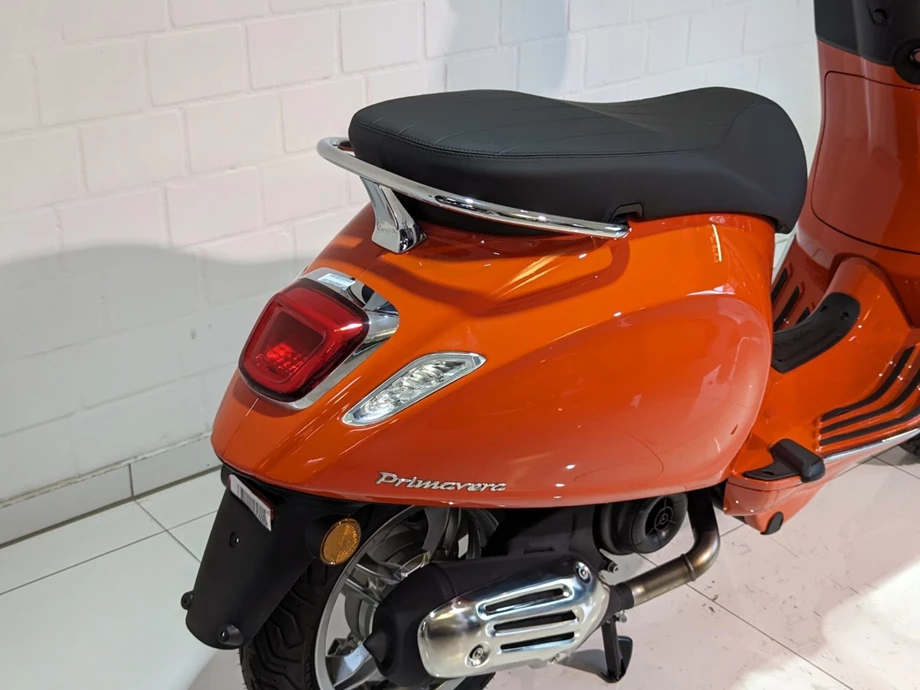 Angebot Vespa Primavera 50 2T Bild 9: Angebot Vespa Primavera 50 2T