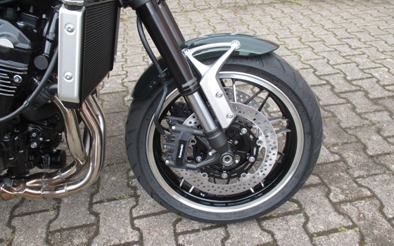 Neufahrzeug Kawasaki Z900 RS - Bild 13
