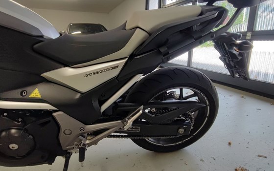 Gebrauchtmotorrad Honda NC750S DCT - Bild 7 Gebrauchtmotorrad Honda NC750S DCT - Bild 7