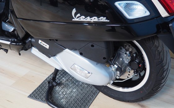 Gebrauchtmotorrad Vespa GTS 125 Super iGET - Bild 10 Gebrauchtmotorrad Vespa GTS 125 Super iGET - Bild 10