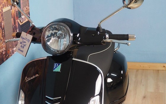 Gebrauchtmotorrad Vespa GTS 125 Super iGET - Bild 14 Gebrauchtmotorrad Vespa GTS 125 Super iGET - Bild 14