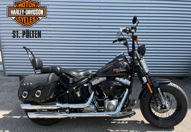 Harley-Davidson Softail Cross Bones FLSTSB (Vivid Black)
