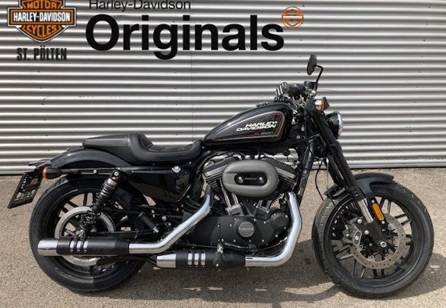 Harley-Davidson Sportster XL 1200CX Roadster (Vivid Black)