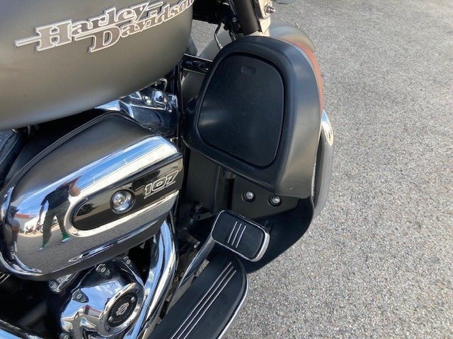 Harley-Davidson Touring Street Glide Special FLHXS (Industrial Gray Denim) - Bild 11