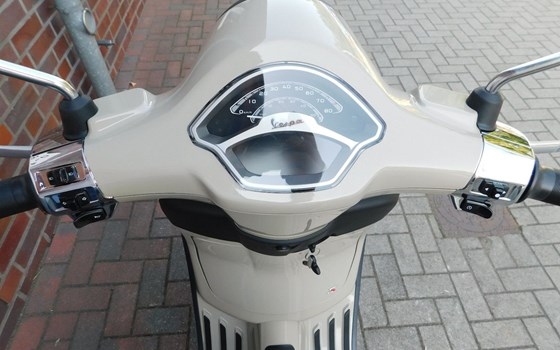 Neufahrzeug Vespa Primavera 125 S - Bild 16