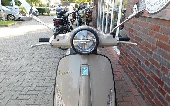 Neufahrzeug Vespa Primavera 125 S - Bild 6