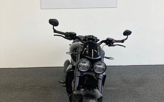 Neufahrzeug Triumph Rocket 3 Storm R - Bild 4 Neufahrzeug Triumph Rocket 3 Storm R - Bild 4