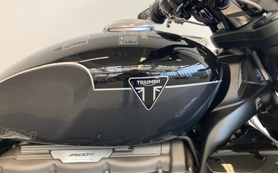 Neufahrzeug Triumph Rocket 3 Storm R - Bild 7 Neufahrzeug Triumph Rocket 3 Storm R - Bild 7
