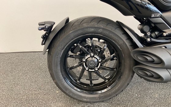 Neufahrzeug Triumph Rocket 3 Storm R - Bild 10 Neufahrzeug Triumph Rocket 3 Storm R - Bild 10