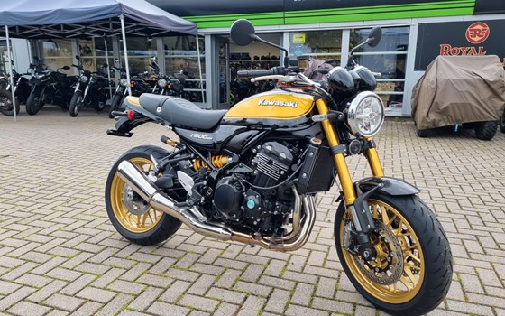 Gebrauchtmotorrad Kawasaki Z900 RS SE - Bild 2
