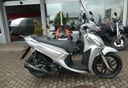 Neumotorrad Kymco New People S 200i ABS