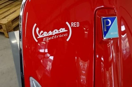 Vespa Elettrica 70 km/h