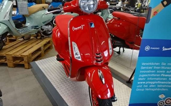 Neufahrzeug Vespa Elettrica 70 km/h - Bild 3