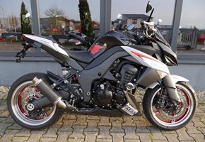 Kawasaki Z1000