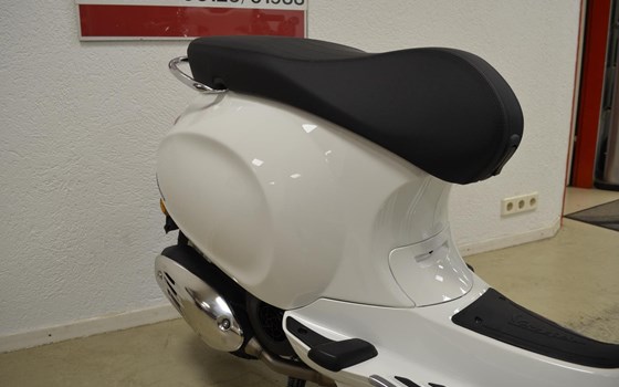 Neufahrzeug Vespa Primavera 125 - Bild 17