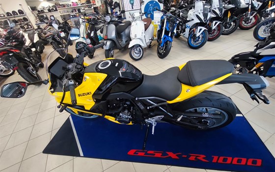 Neufahrzeug Suzuki GSX-8R - Bild 5