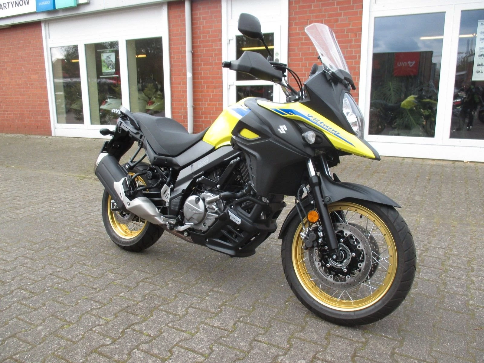 Suzuki V-Strom 650