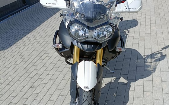 Gebrauchtmotorrad Triumph Tiger 800 - Bild 4 Gebrauchtmotorrad Triumph Tiger 800 - Bild 4