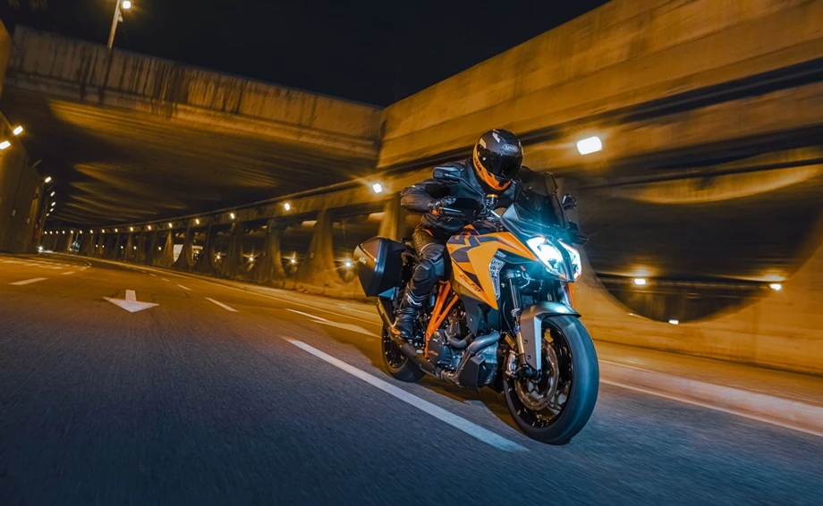 Angebot KTM 1290 Super Duke GT Bild 15: Angebot KTM 1290 Super Duke GT