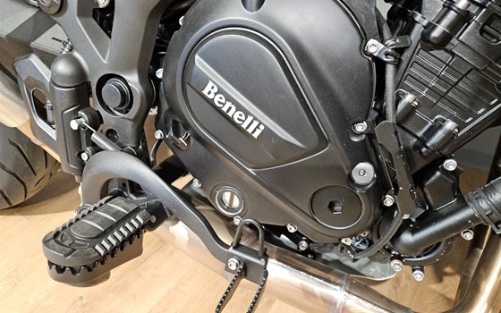 Gebrauchtmotorrad Benelli TRK 702 - Bild 6