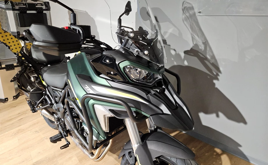 Angebot Benelli TRK 702 Bild 7: Angebot Benelli TRK 702