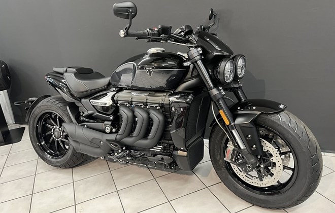 Triumph Rocket 3 Storm R