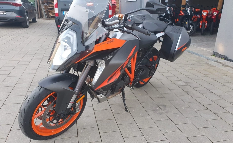 Angebot KTM 1290 Super Duke GT Bild 2: Angebot KTM 1290 Super Duke GT