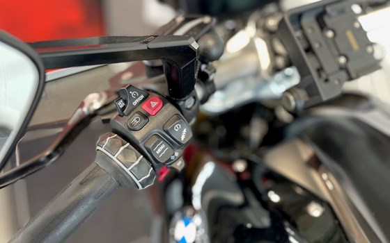 Gebrauchtmotorrad BMW R 1250 R - Bild 4 Gebrauchtmotorrad BMW R 1250 R - Bild 4