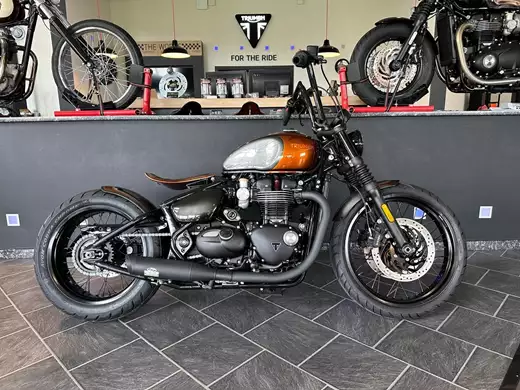 Triumph Bonneville Bobber<br />