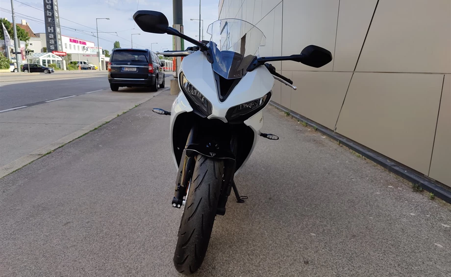 Angebot Triumph Daytona 660 Bild 4: Angebot Triumph Daytona 660