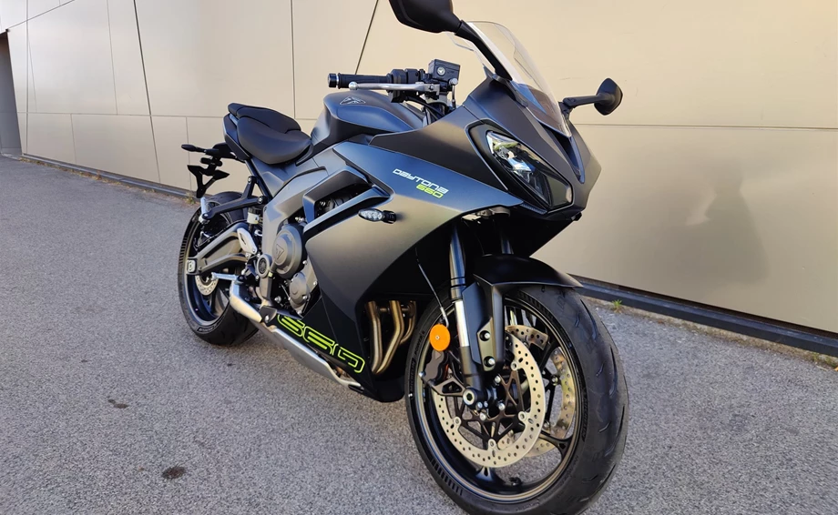 Angebot Triumph Daytona 660 Bild 14: Angebot Triumph Daytona 660