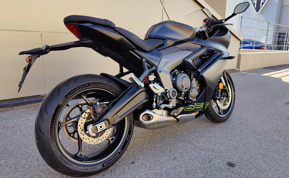 Angebot Triumph Daytona 660 Bild 16: Angebot Triumph Daytona 660