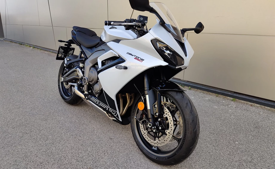 Angebot Triumph Daytona 660 Bild 2: Angebot Triumph Daytona 660