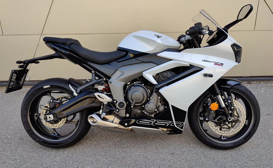 Angebot Triumph Daytona 660 Bild 1: Angebot Triumph Daytona 660