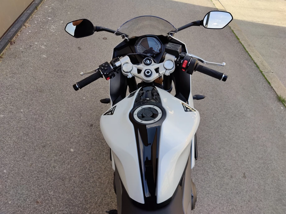 Angebot Triumph Daytona 660 Bild 6: Angebot Triumph Daytona 660