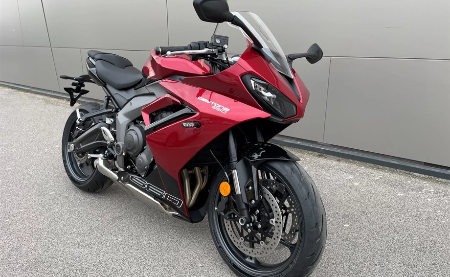 Angebot Triumph Daytona 660 Bild 8: Angebot Triumph Daytona 660