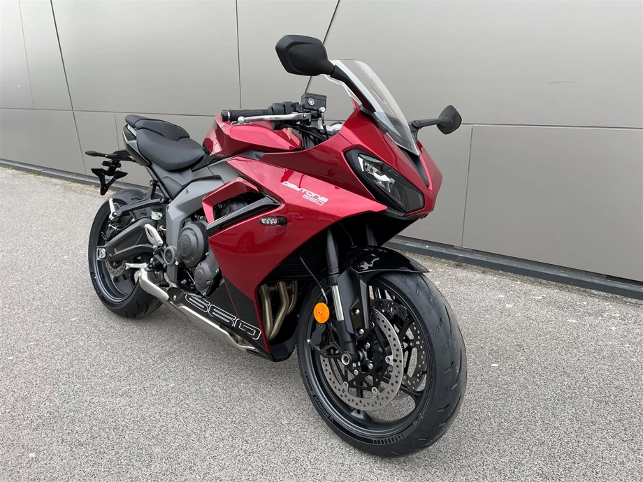 Angebot Triumph Daytona 660 Bild 8: Angebot Triumph Daytona 660