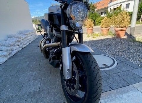 Motorrad Occasion Yamaha MT-01 - Bild 3