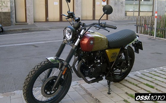 Gebrauchtmotorrad Brixton Cromwell 250 - Bild 3 Gebrauchtmotorrad Brixton Cromwell 250 - Bild 3