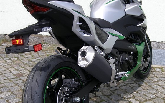 Gebrauchtmotorrad Kawasaki Z7 Hybrid - Bild 3
