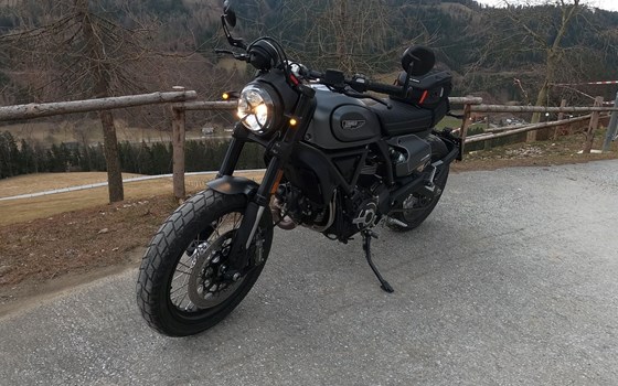 Gebrauchtmotorrad Ducati Scrambler Nightshift - Bild 2