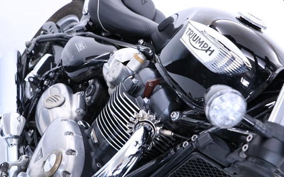 Gebrauchtmotorrad Triumph Bonneville Speedmaster - Bild 10